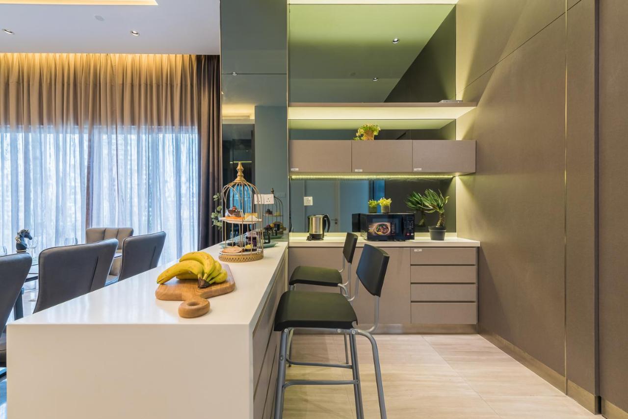 Apartment Starlight Penthouse 6-12pax, 600m To Pavilion Kl By Verano